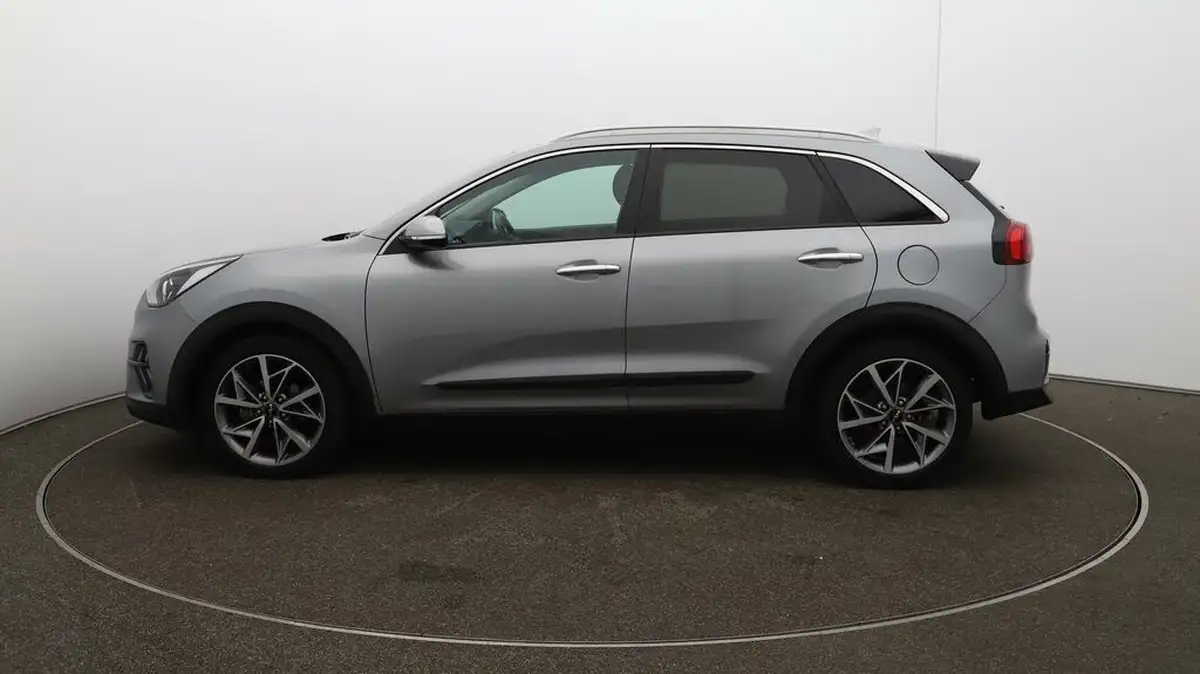 2022-kia-niro-16-gdi-3-156kwh-big-57