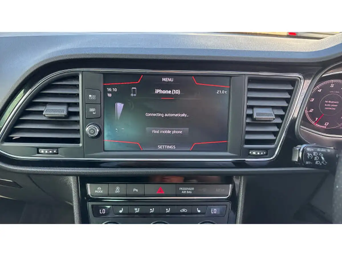 2019-seat-leon-20-tsi-fr-sport-hatchback-big-34