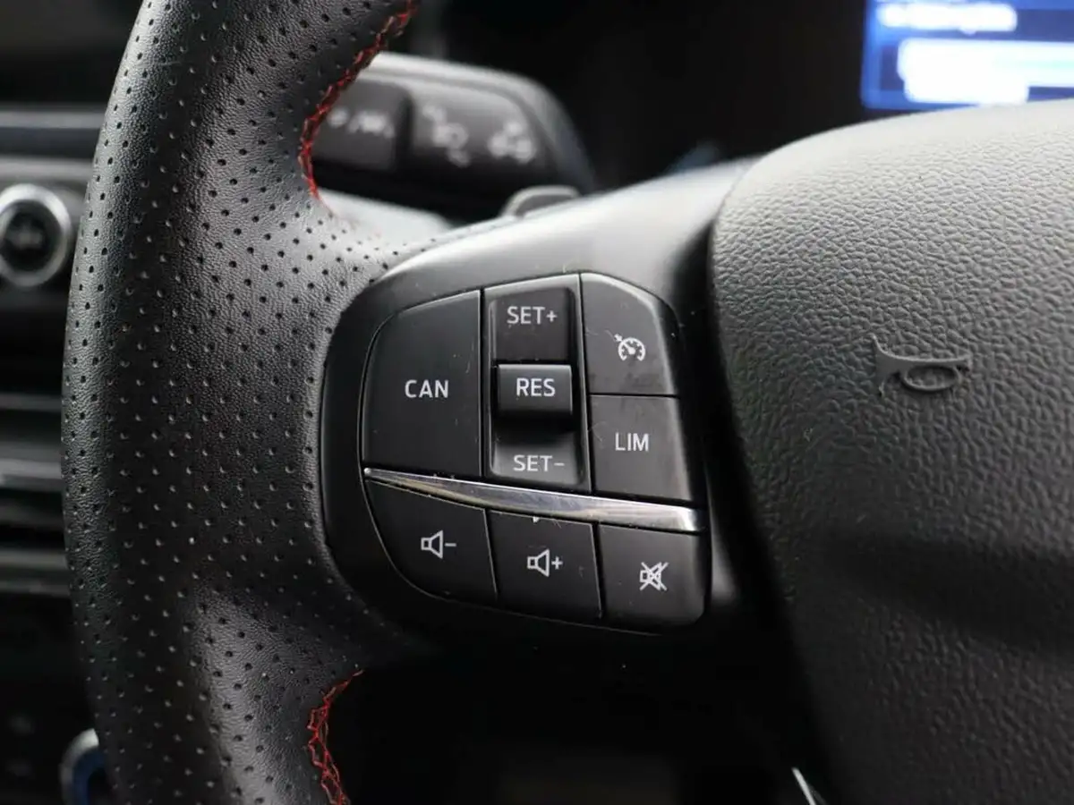 2022-ford-focus-10t-st-line-125ps-hybrid-mhev-hatchback-powershift-big-22