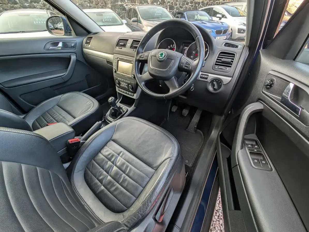 2013-skoda-yeti-20td-elegance-142ps-4x4-big-7