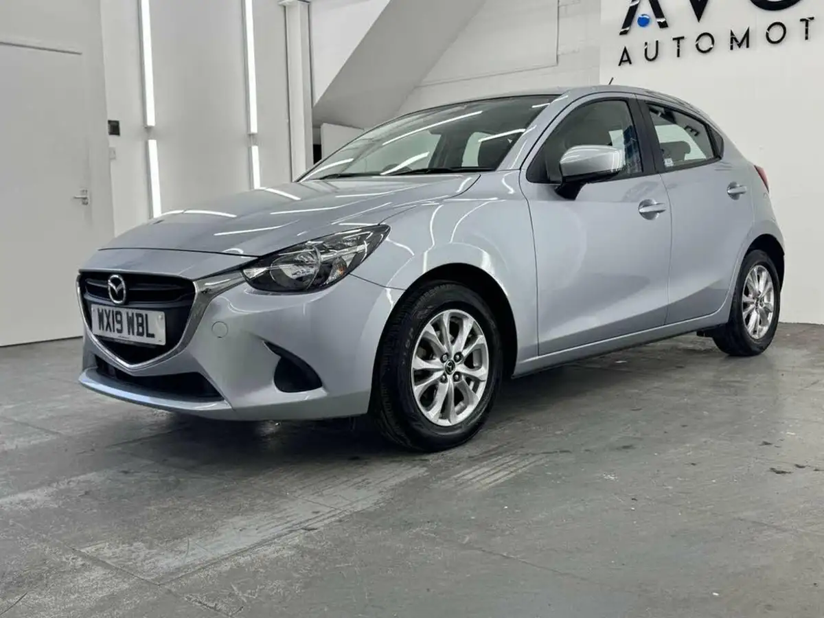 2019-mazda-mazda2-15-se-big-7