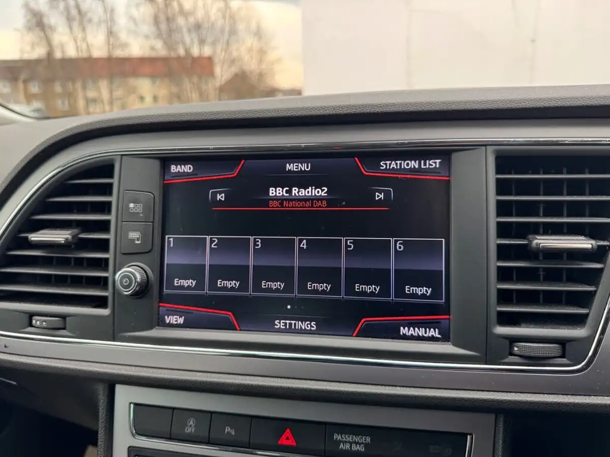 2017-seat-leon-20tdi-xcellence-technology-184ps-sports-tourer-dsg-big-22