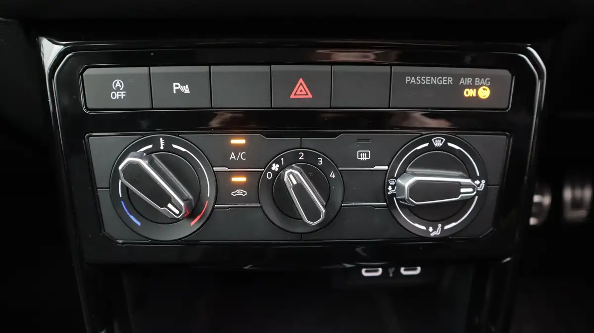 2024-volkswagen-t-cross-10-tsi-move-110ps-dsg-big-12