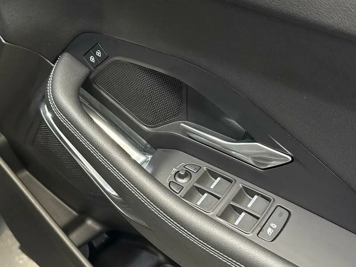 2021-jaguar-e-pace-20-d165-r-dynamic-s-awd-mhev-auto-big-16