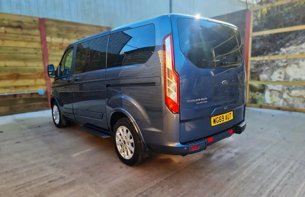 2019-ford-tourneo-custom-20tdci-320-l1-titanium-130pseu6dt-auto-big-11