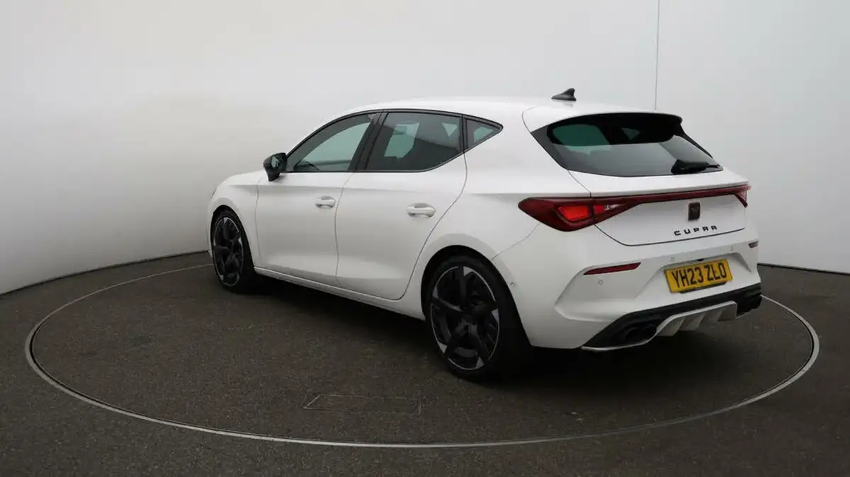 2023-cupra-leon-nf-20-tsi-vz3-300ps-hatchback-big-60