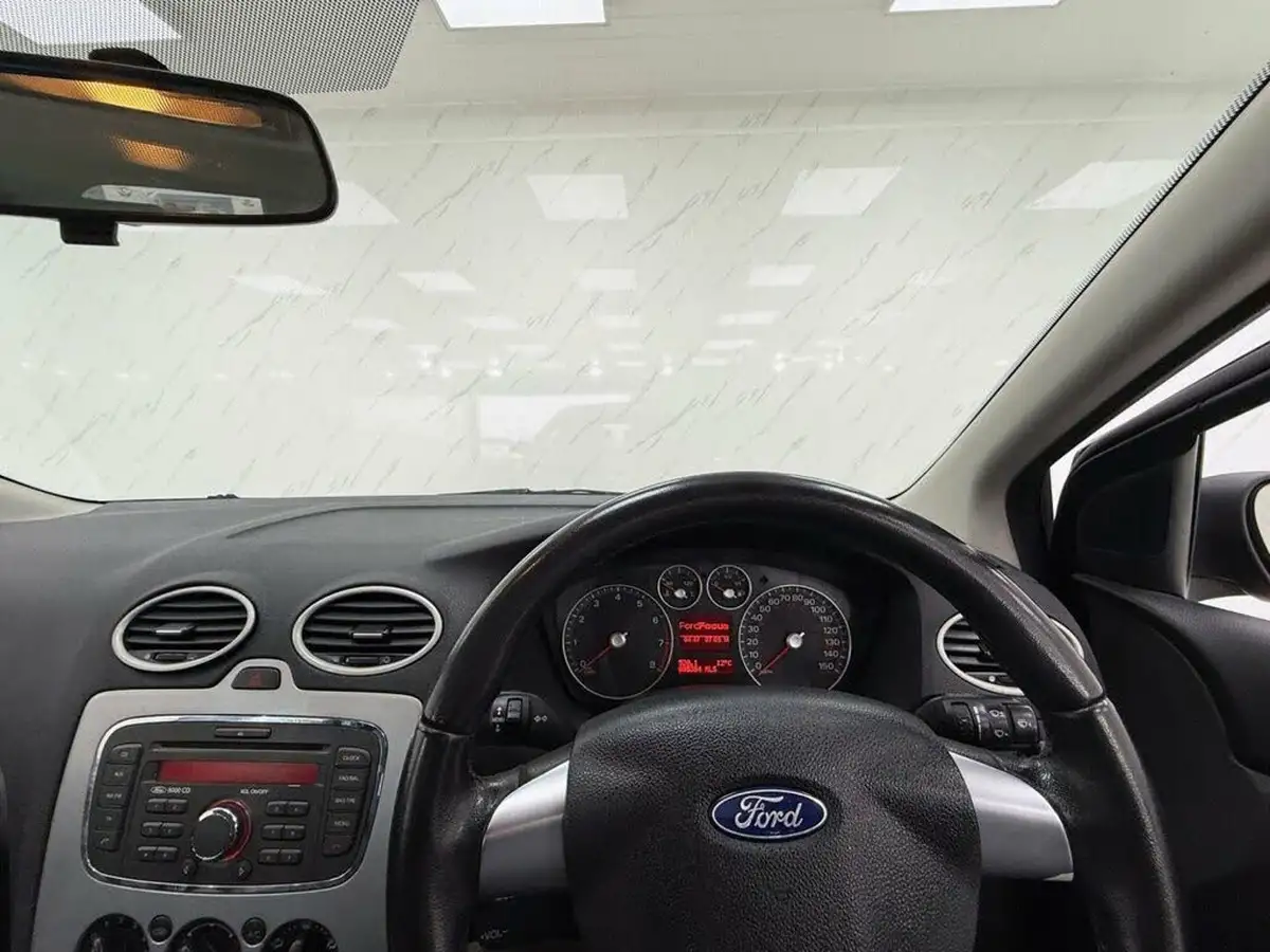 2007-ford-focus-16-zetec-climate-100ps-hatchback-5d-auto-big-18