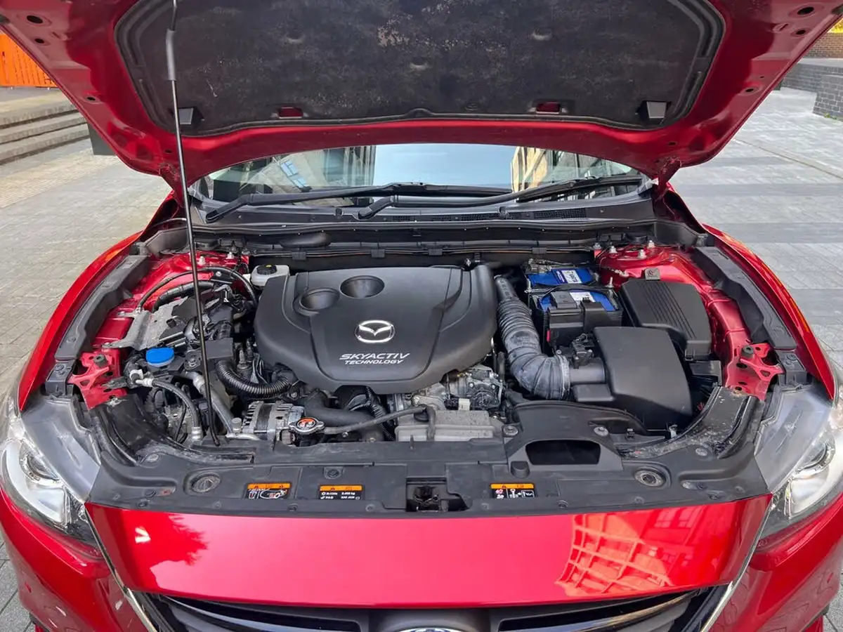 2016-mazda-mazda6-22td-se-l-skyactiv-d-nav-saloon-4d-big-32