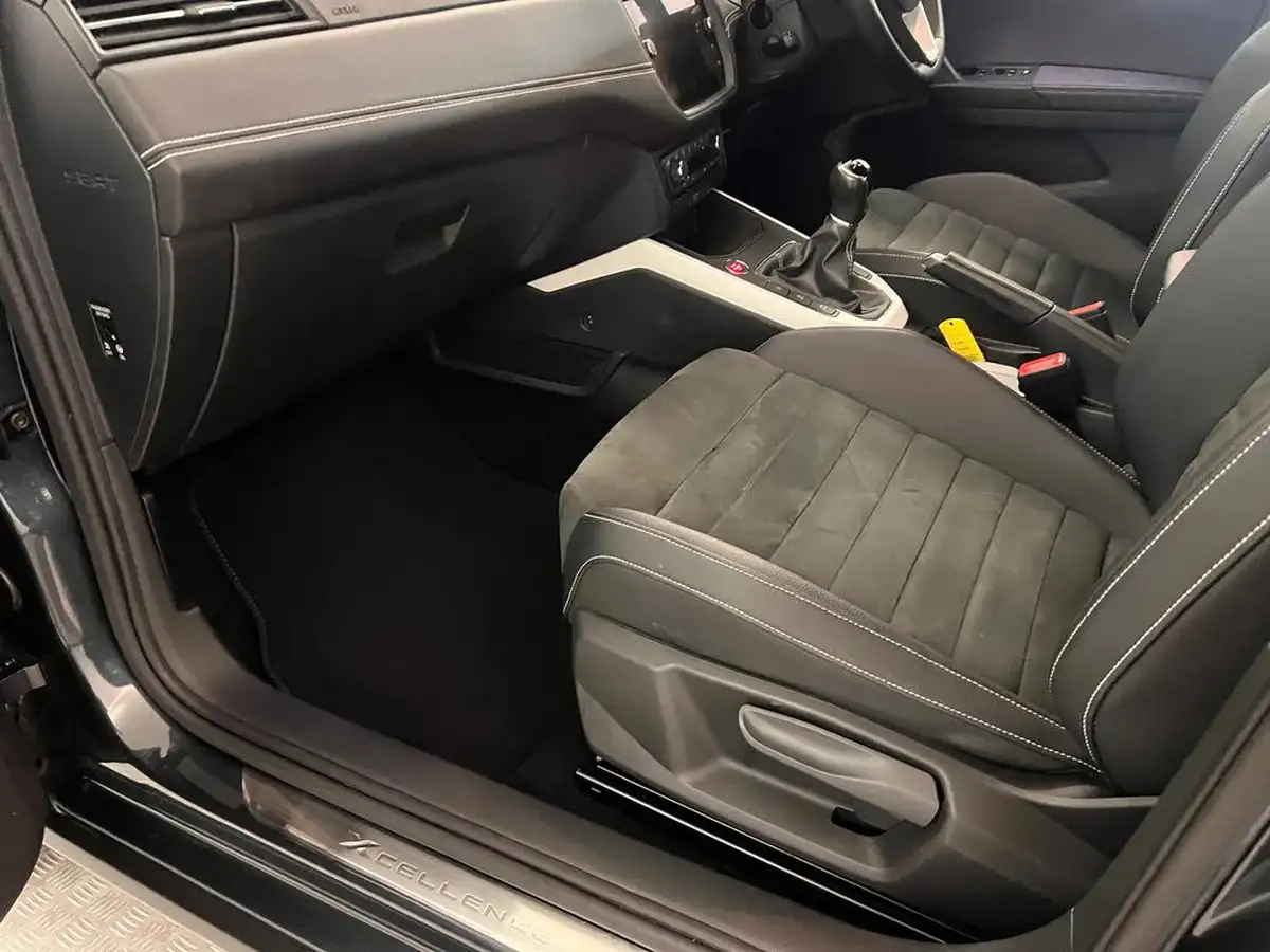 2019-seat-arona-10-tsi-xcellence-lux-big-44