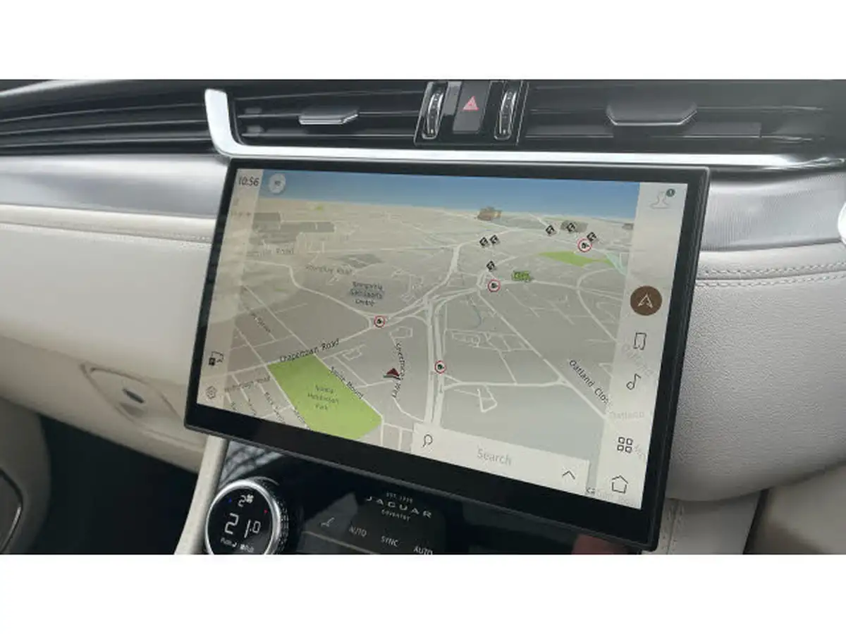 2022-jaguar-f-pace-20-p250-r-dynamic-se-big-11