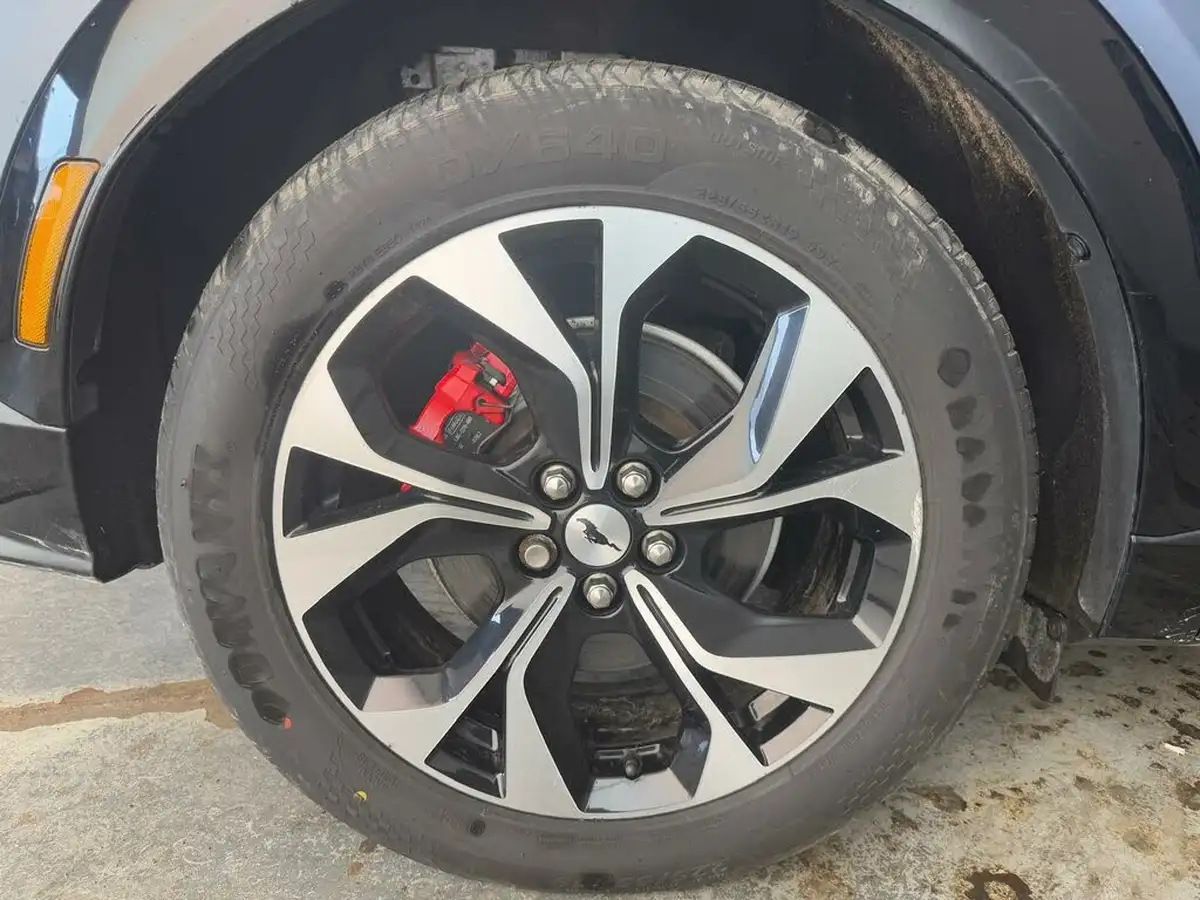 2021-ford-mustang-mach-e-e-extended-range-351ps-88kwh-awd-big-37