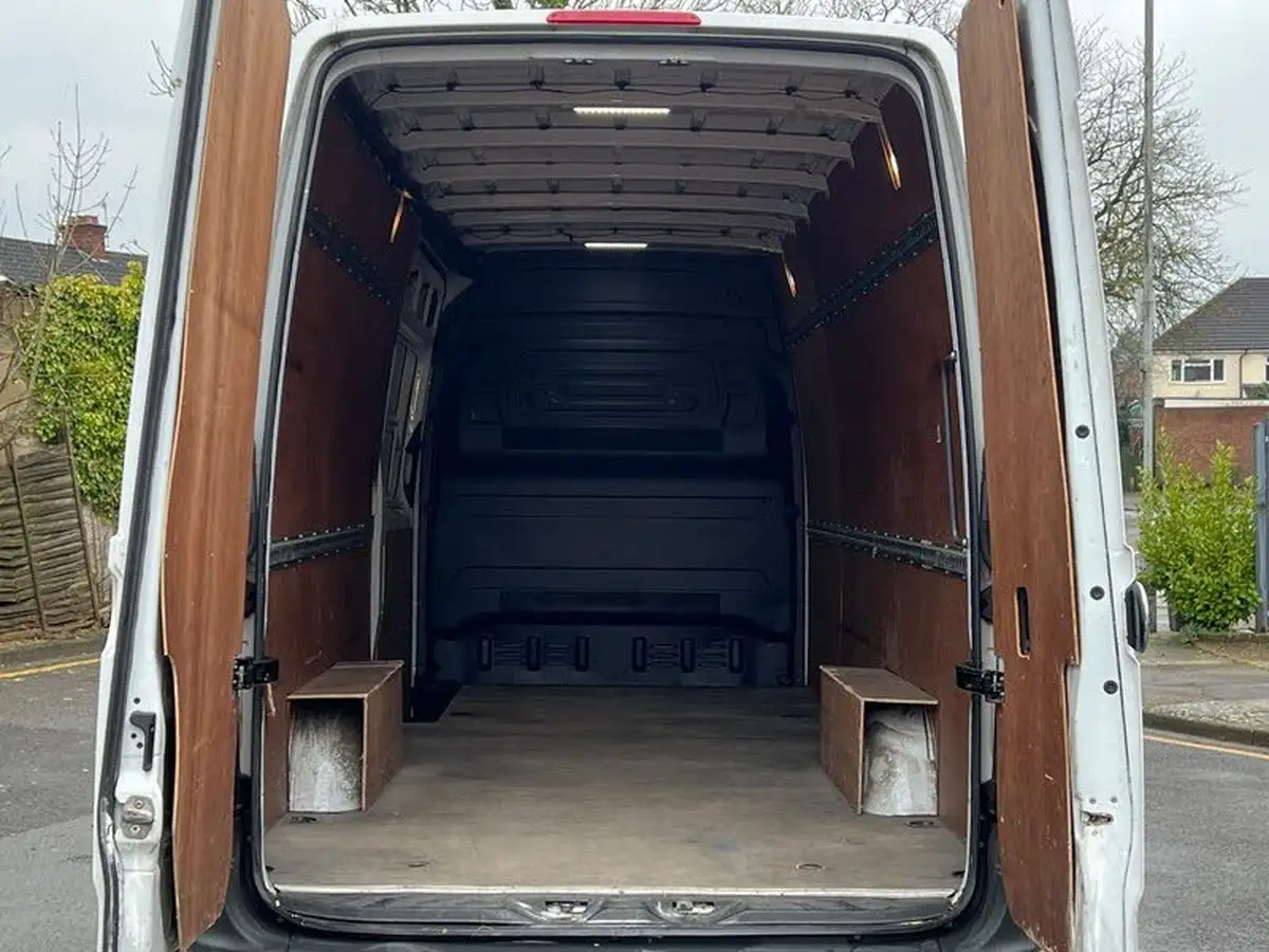 2020-mercedes-benz-sprinter-21cdi-314-l2h1-panel-van-rwd-eco-gear-360-big-26
