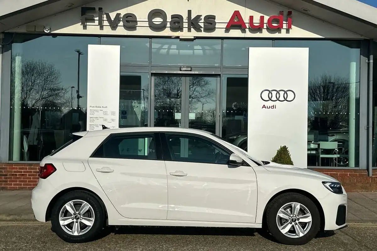 2021-audi-a1-big-1