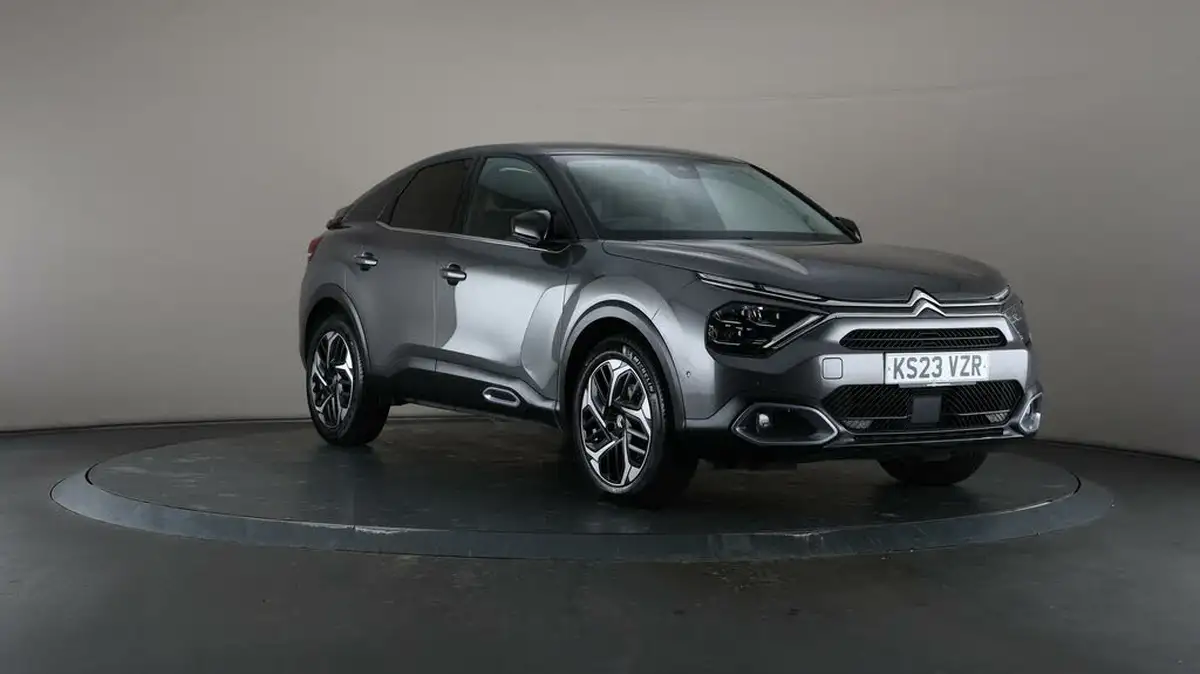 2023-citroen-c4-15bluehdi-shine-plus-big-46