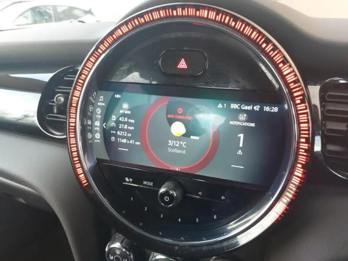 2022-mini-cooper-15-cooper-classic-hatchback-5d-big-9