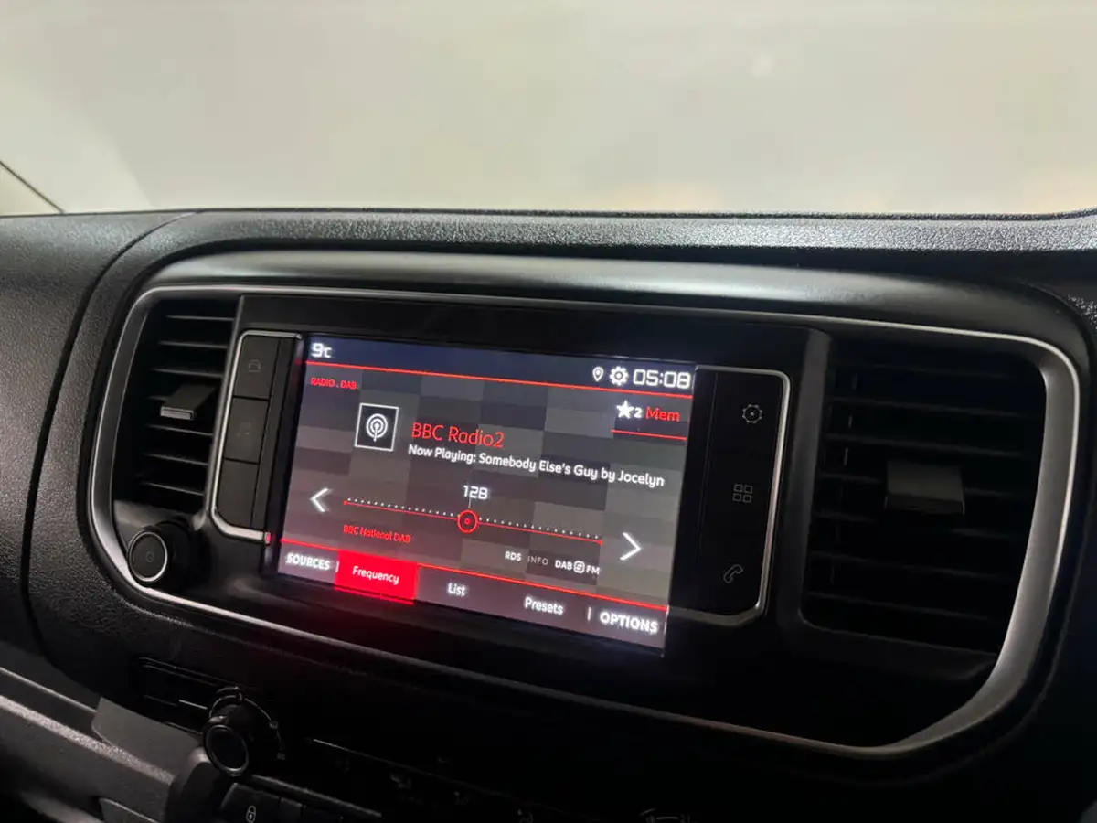 2021-citroen-dispatch-15bluehdi-enterprise-pro-m-1000-big-26