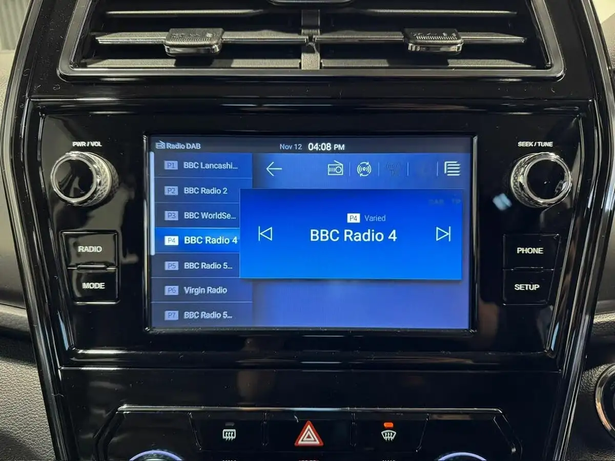 2021-kgm-ssangyong-tivoli-16td-ultimate-136ps-ss-auto-big-21