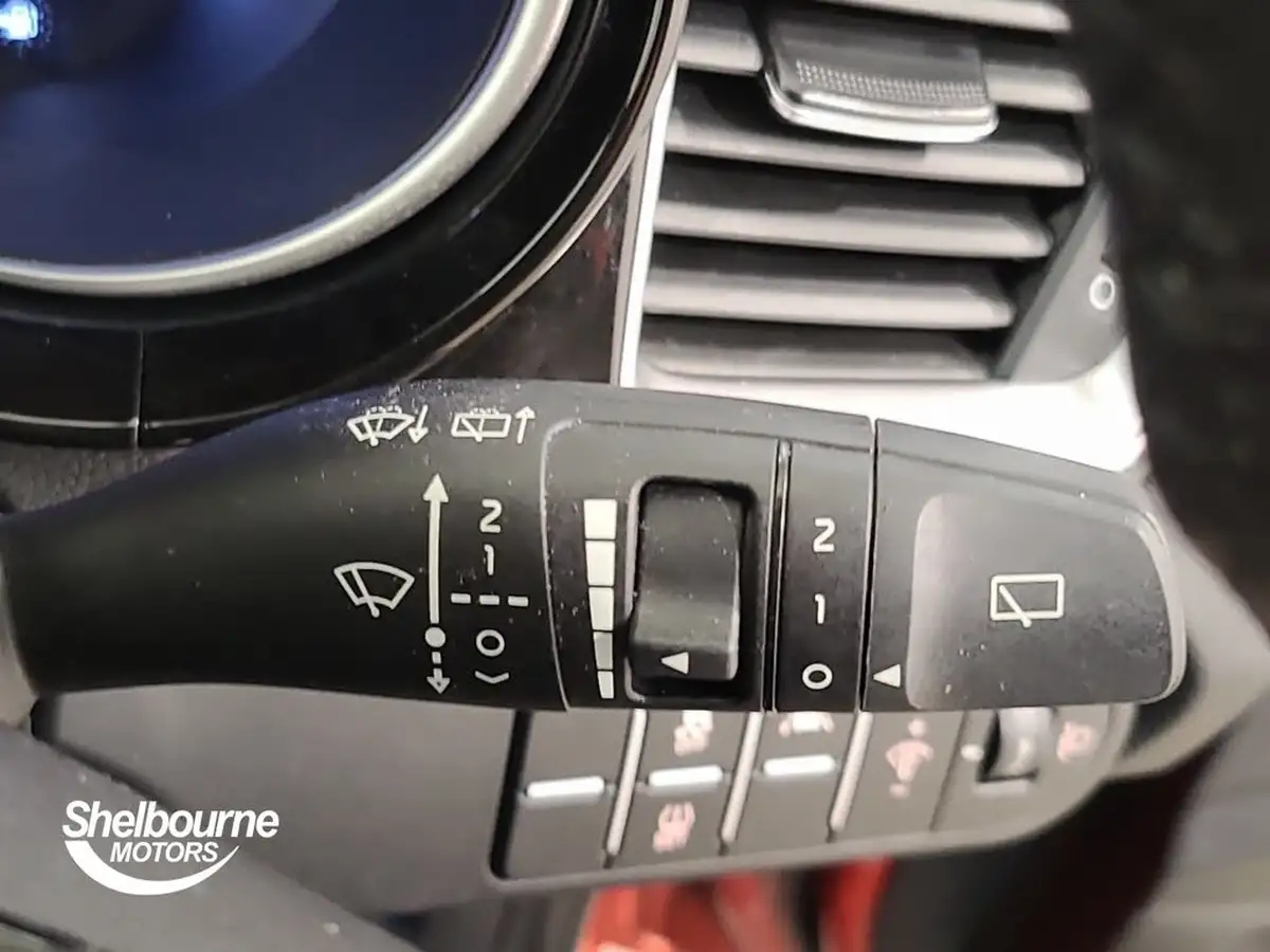 2022-kia-xceed-10-t-gdi-connect-big-30