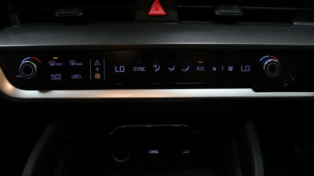 2023-kia-sportage-16crdi-gt-line-134bhp-48v-dct-big-11