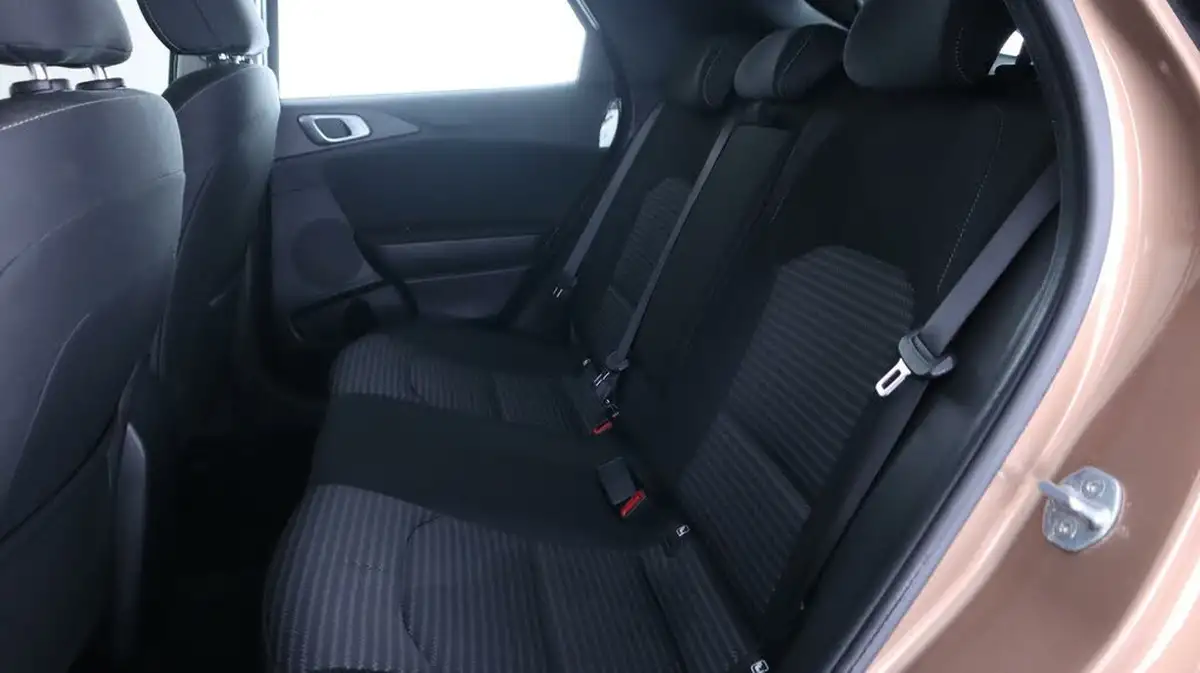 2022-kia-xceed-10-t-gdi-2-big-15