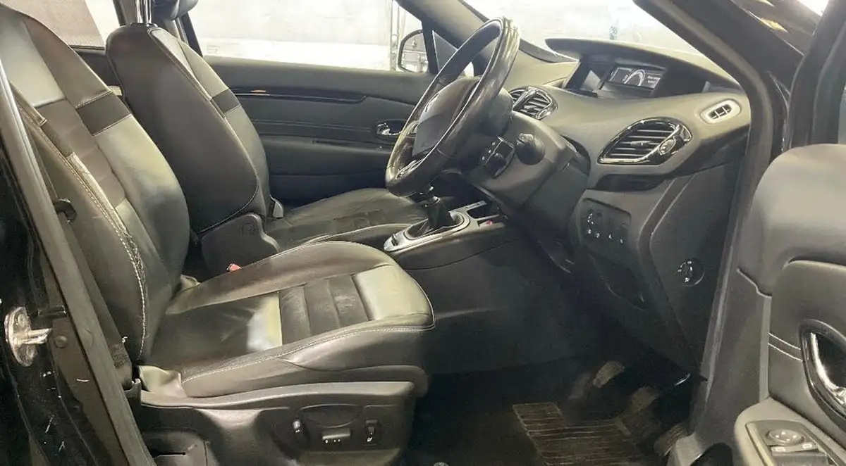 2013-renault-grand-scenic-15td-dynamique-tom-tom-ss-big-3
