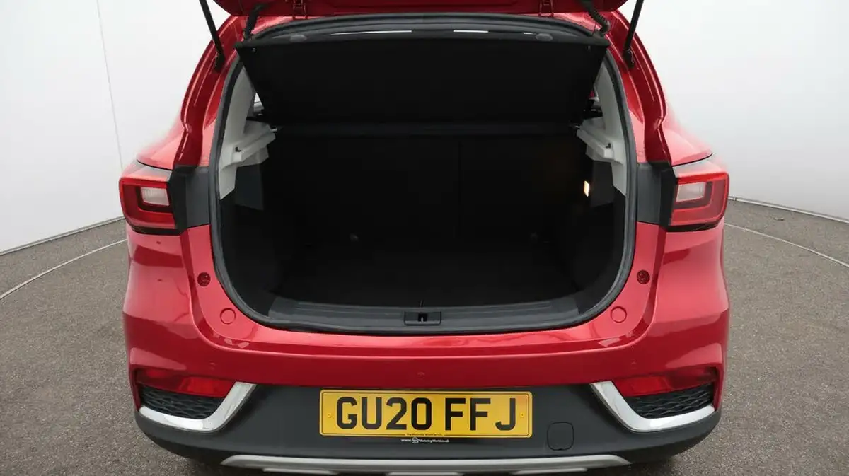 2020-mg-zs-suv-10t-gdi-exclusive-111ps-big-17
