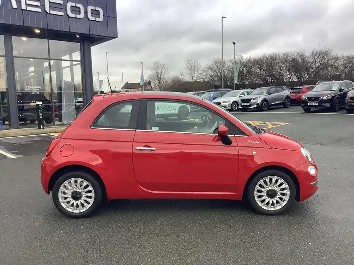 2021-fiat-500-10-dolcevita-big-25
