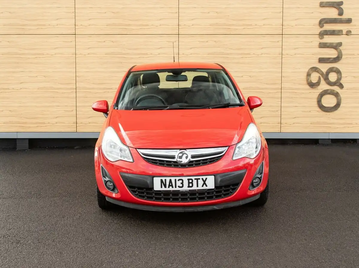 2013-vauxhall-corsa-14-se-100ps-ac-5d-1398cc-auto-big-5
