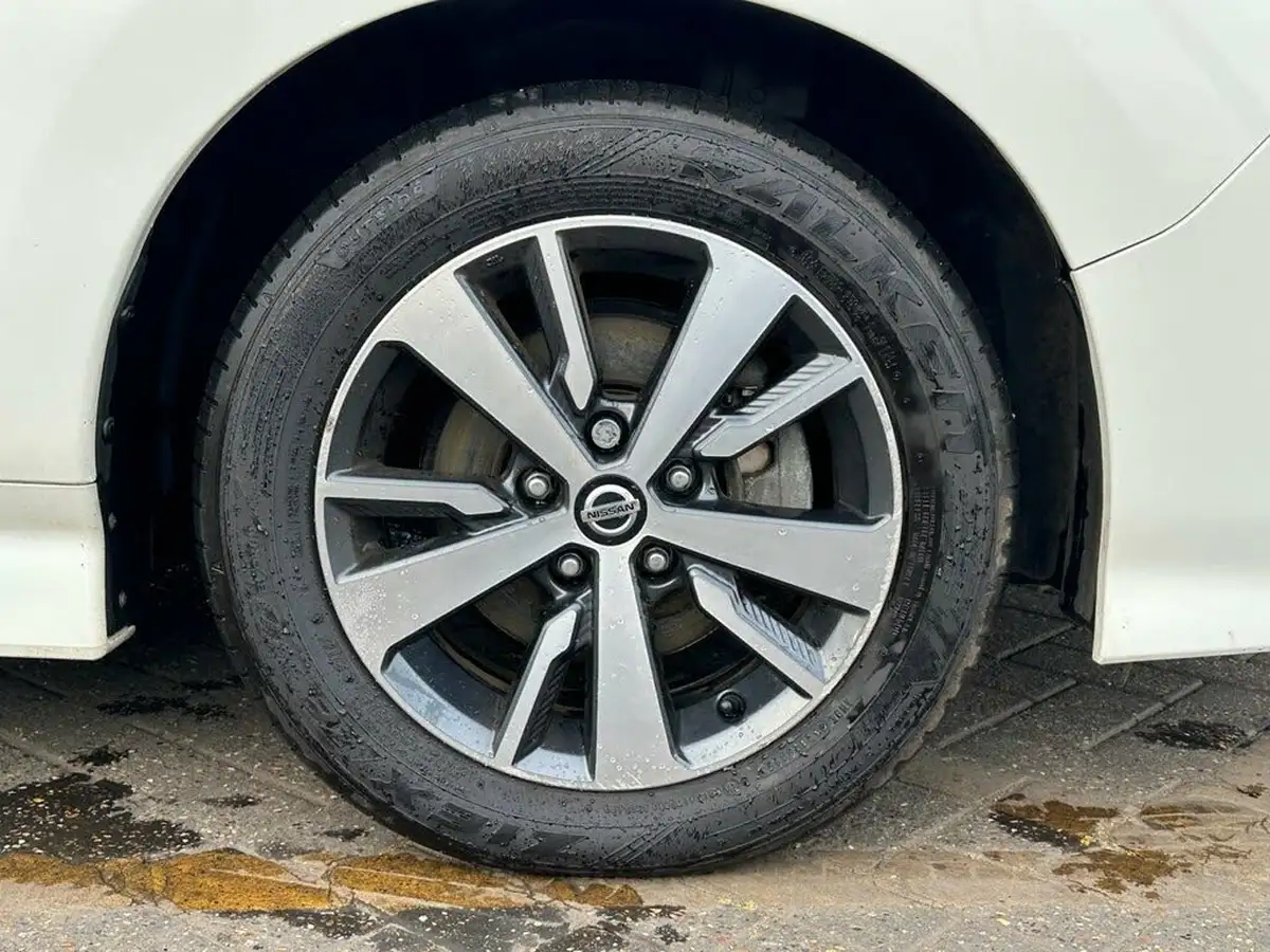 2019-nissan-leaf-e-acenta-big-32