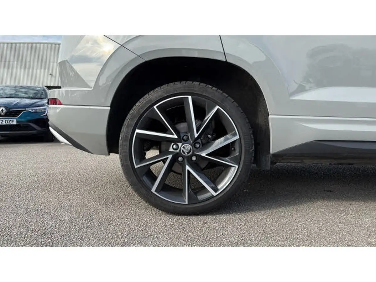 2023-skoda-karoq-15-tsi-sportline-dsg-big-4