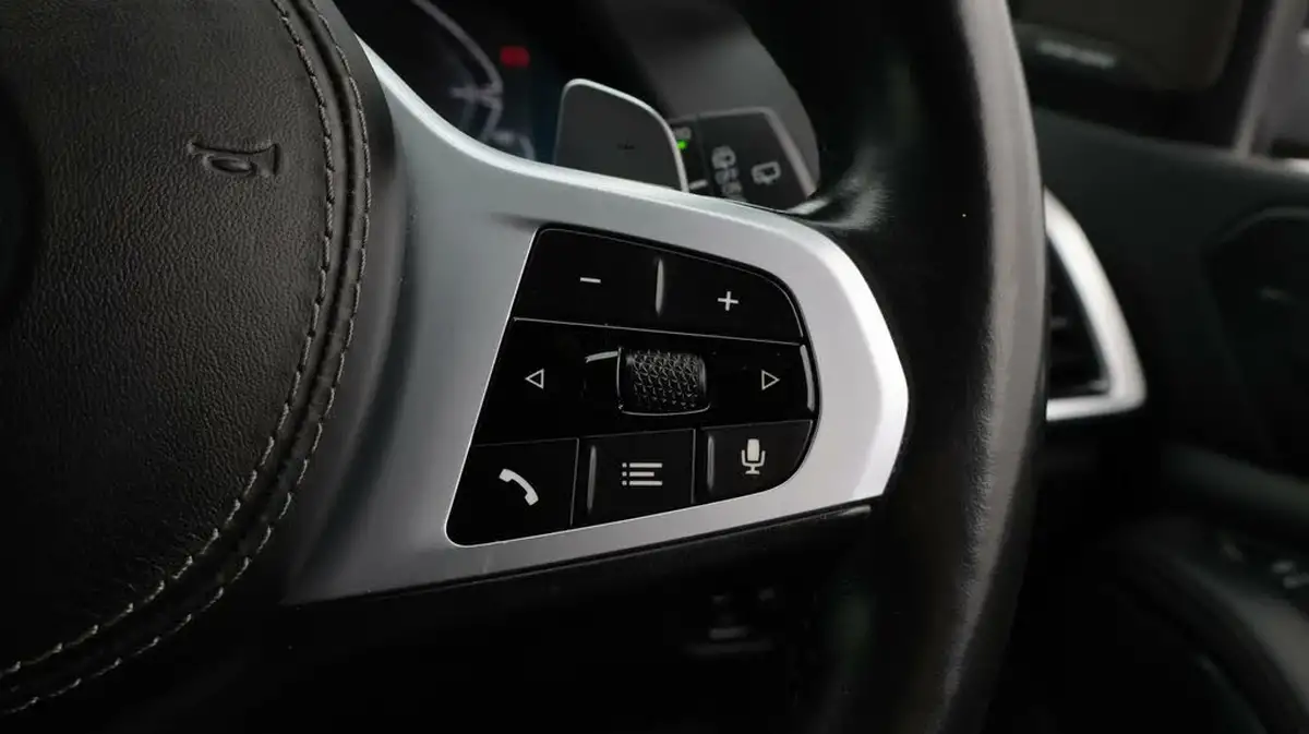 2021-bmw-x5-30-xdrive-45e-m-sport-big-27