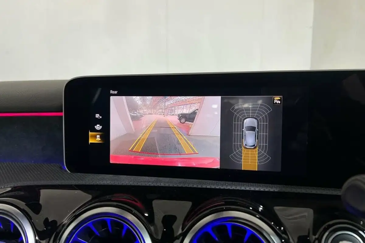 2019-mercedes-benz-a-class-20-a250-amg-line-premium-plus-hatchback-5d-big-12