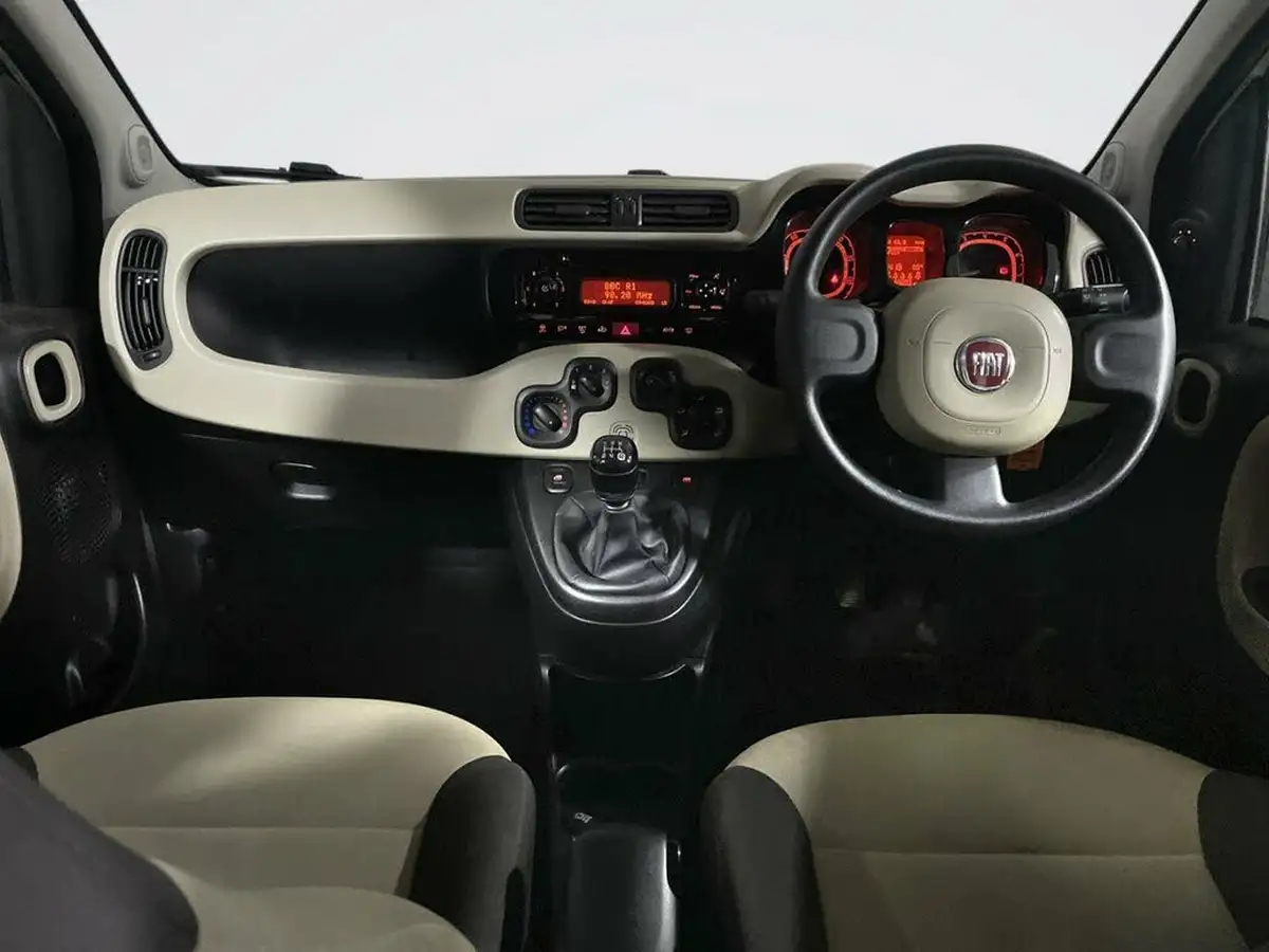 2014-fiat-panda-12-lounge-big-2