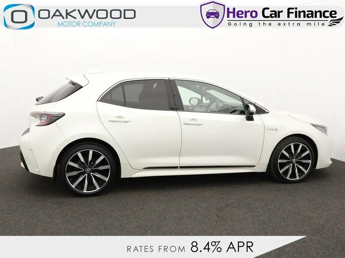 2019-toyota-corolla-18-vvt-i-excel-trk-hatchback-big-7