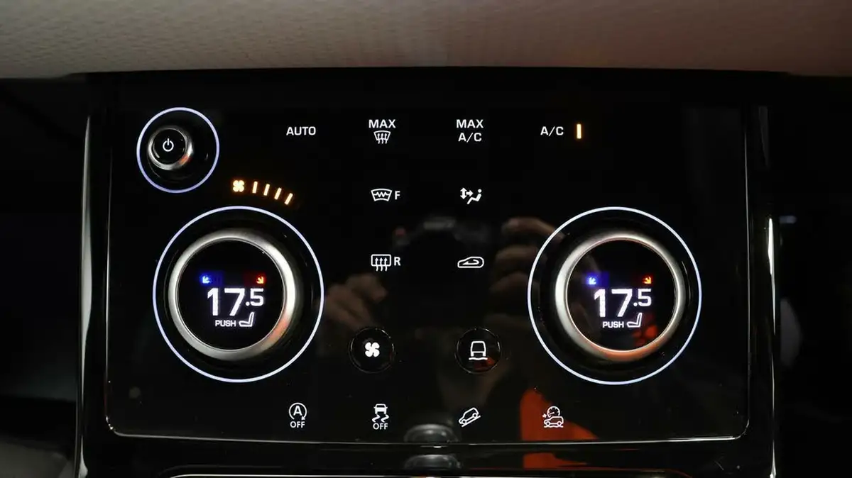 2021-land-rover-range-rover-evoque-20-d165-r-dynamic-s-awd-auto-big-11