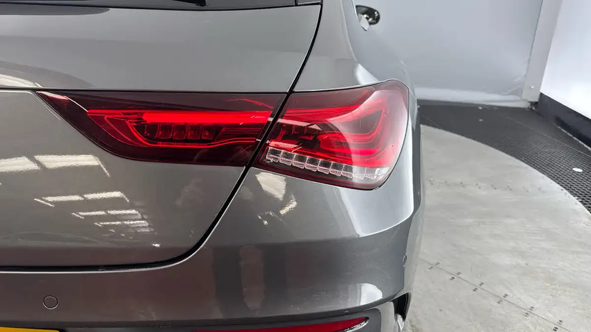 2021-mercedes-benz-cla-13-cla-250e-amg-line-premium-shooting-brake-5d-big-24