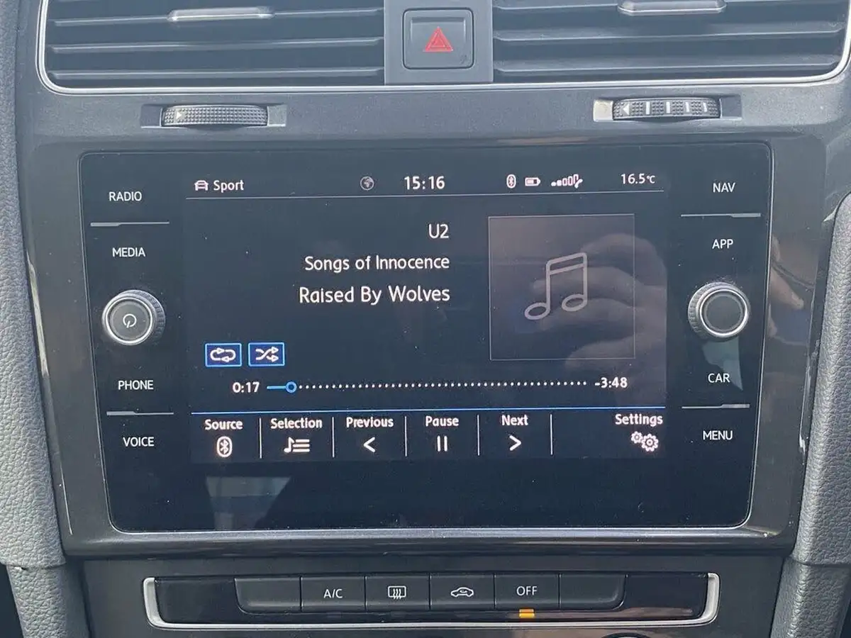 2018-volkswagen-golf-16tdi-se-nav-hatchback-5d-big-41