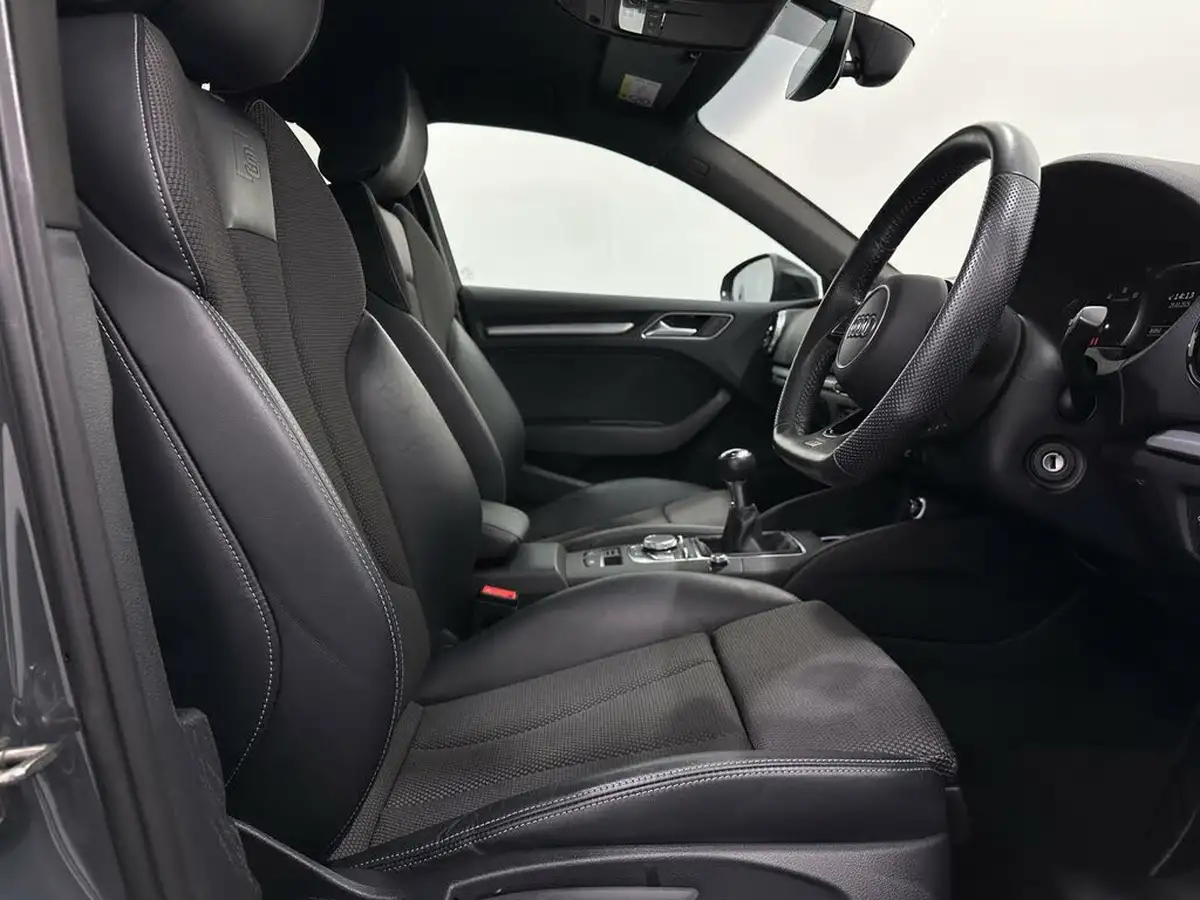 2019-audi-a3-15-35-tfsi-black-edition-cod-ss-sportback-5d-big-32