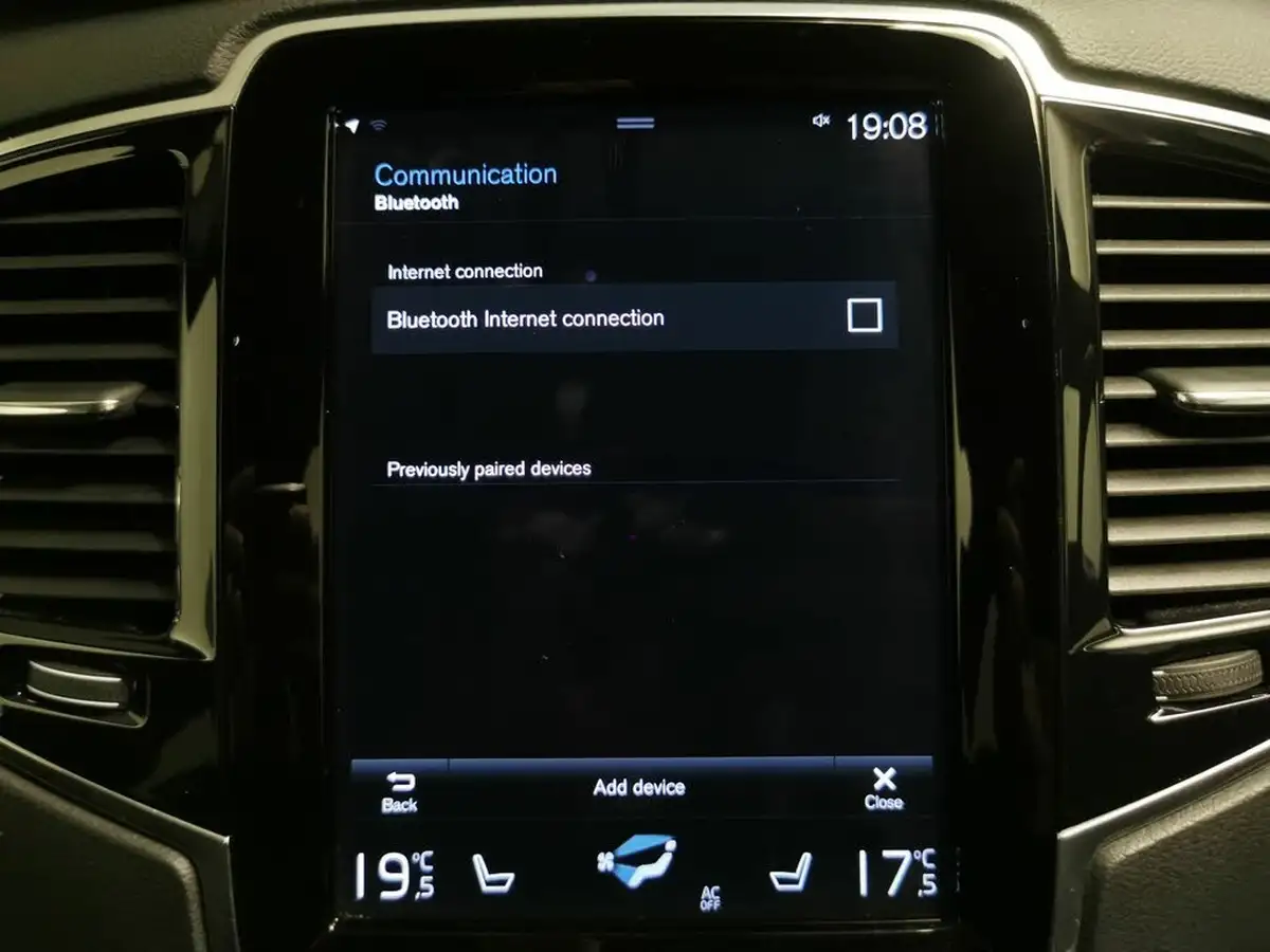 2020-volvo-xc90-20td-b5-r-design-big-13