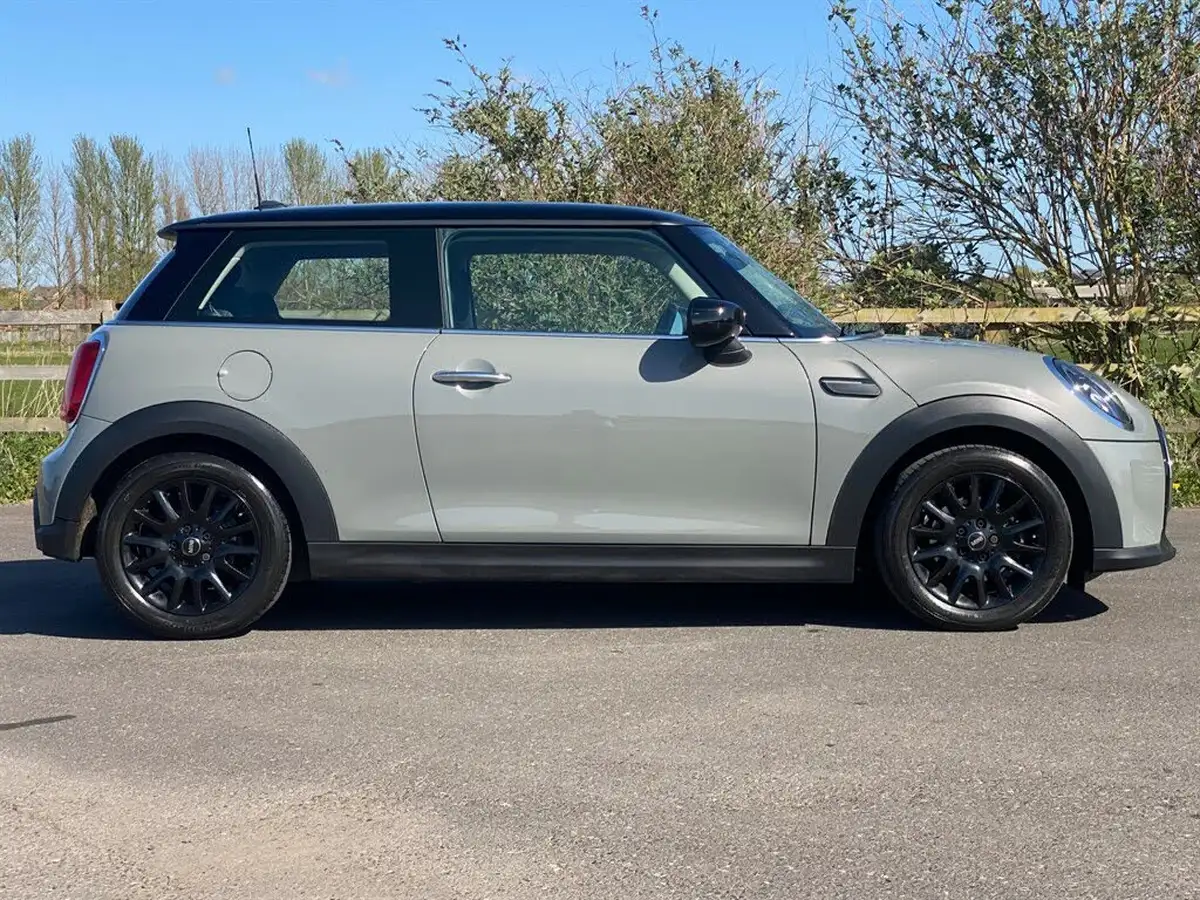 2021-mini-cooper-15-cooper-classic-hatchback-3d-auto-big-13