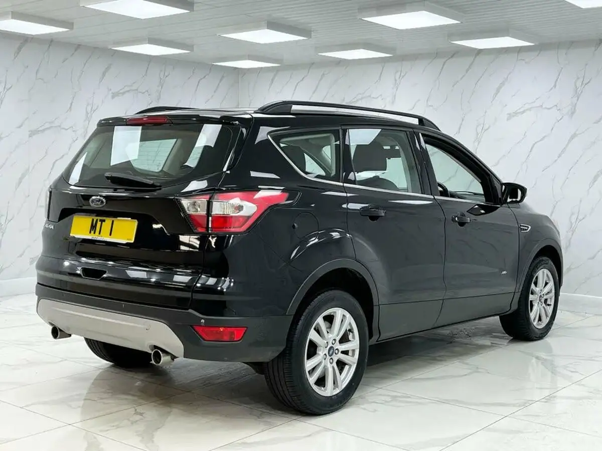 2017-ford-kuga-20tdci-zetec-big-11