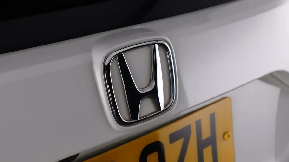 2019-honda-civic-10-vtec-turbo-sr-hatchback-5d-big-19