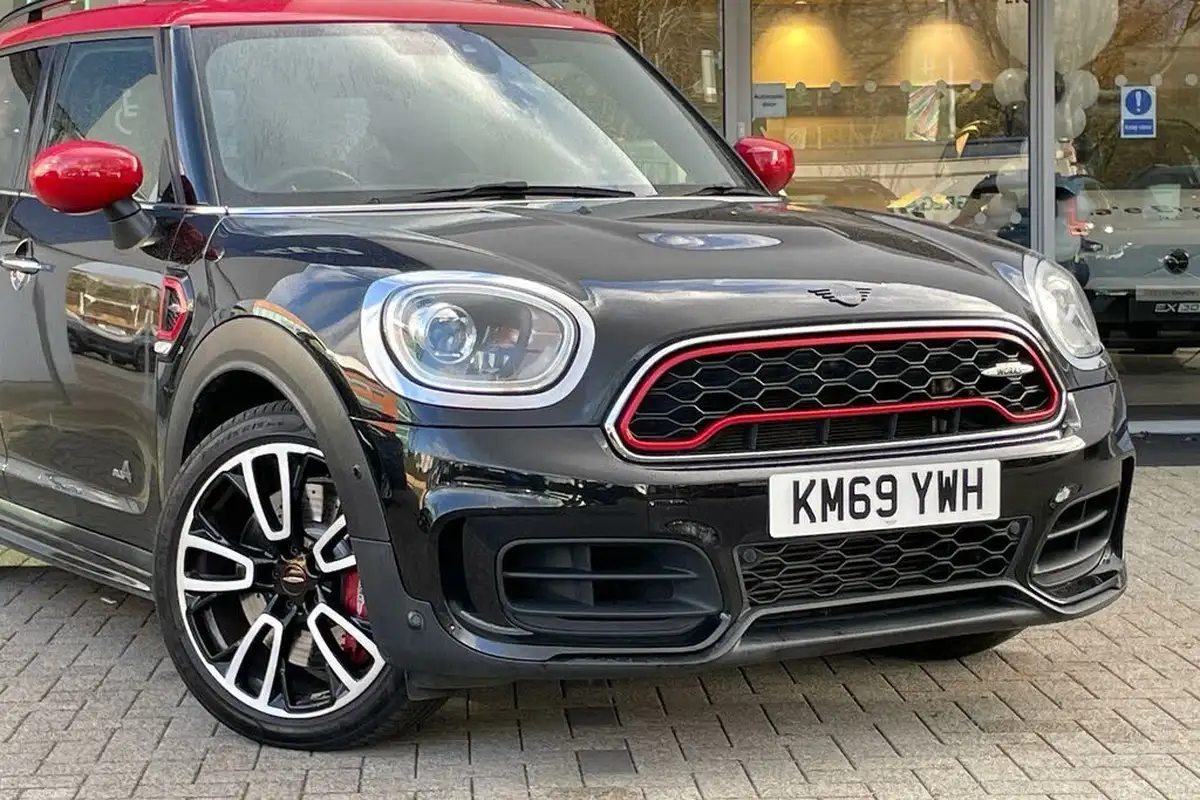 2019-mini-countryman-20-john-cooper-works-big-5