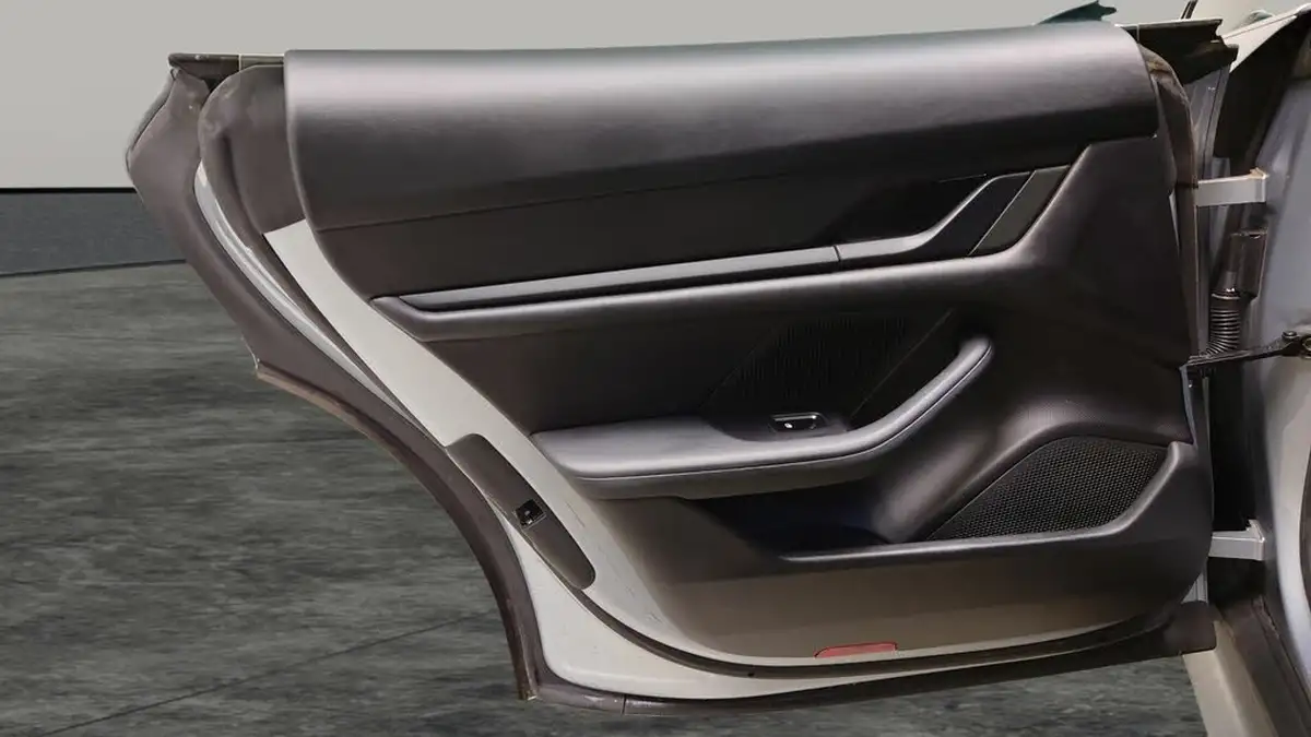2021-porsche-taycan-e-4s-571ps-performance-battery-plus-big-31