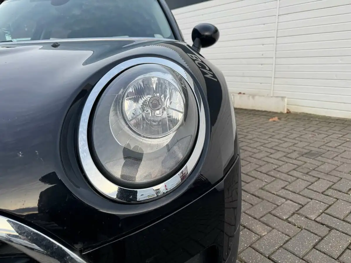 2018-mini-clubman-15-cooper-ss-big-8