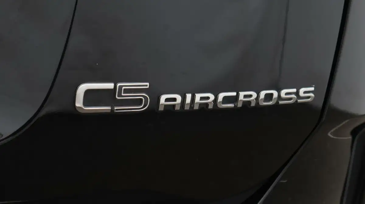2021-citroen-c5-aircross-16-puretech-shine-plus-5d-big-22