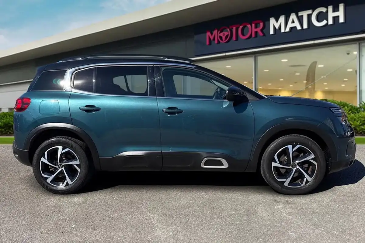 2019-citroen-c5-aircross-12-puretech-flair-big-2
