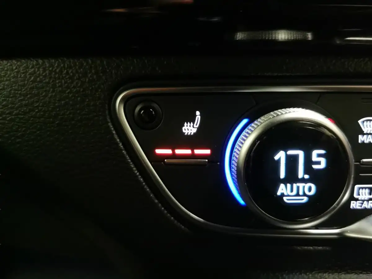 2024-audi-q5-20-tdi-s-line-big-22