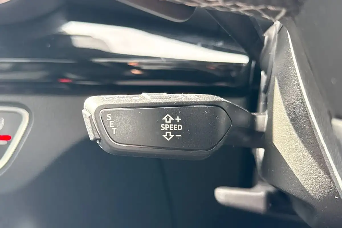 2022-audi-q5-20-45-tfsi-edition-1-sportback-big-60
