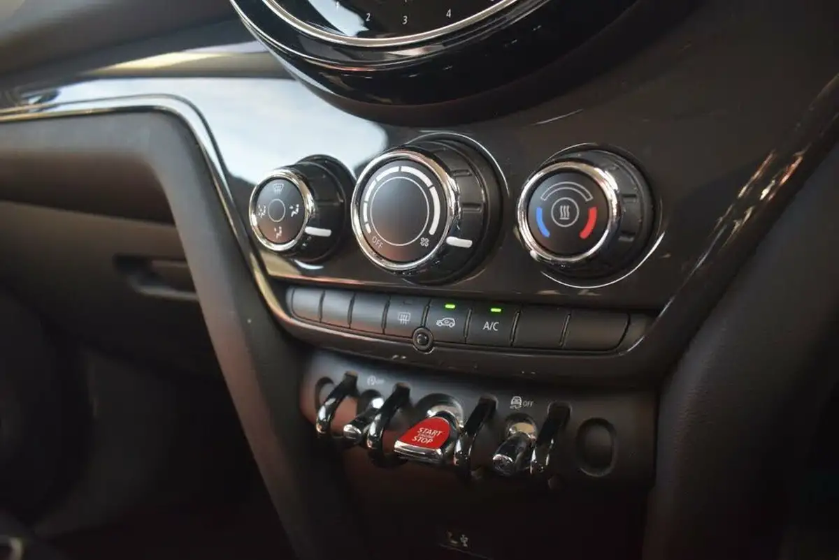 2022-mini-countryman-15-cooper-classic-big-22